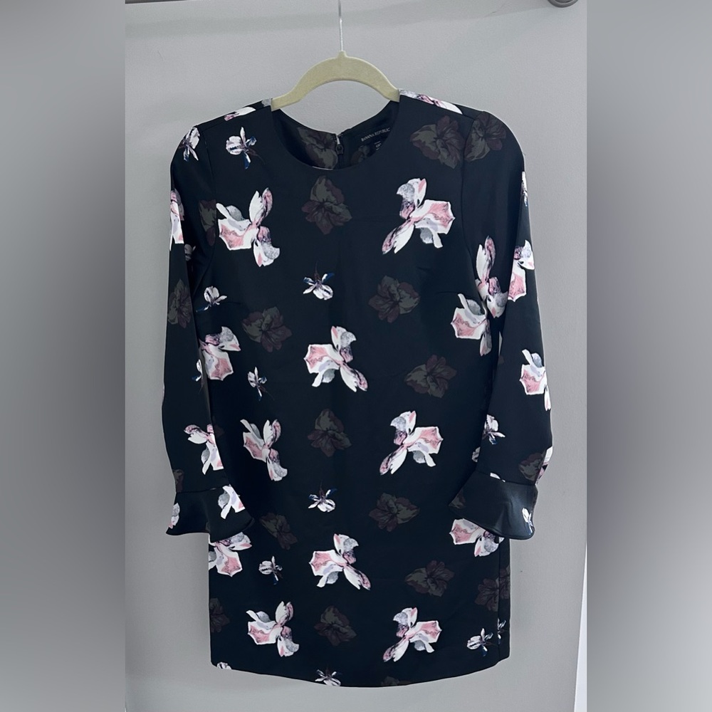 Floral Ruffle-Cuff Dress - Picture 4 of 5